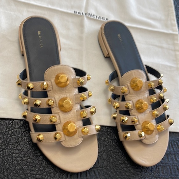 Balenciaga Sandel in Beige Size 39 1/2 - Picture 2 of 9